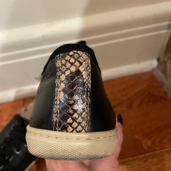 Lanvin Low Top Sneakers, body in black and front cap in python size 36 - Picture 5 of 9